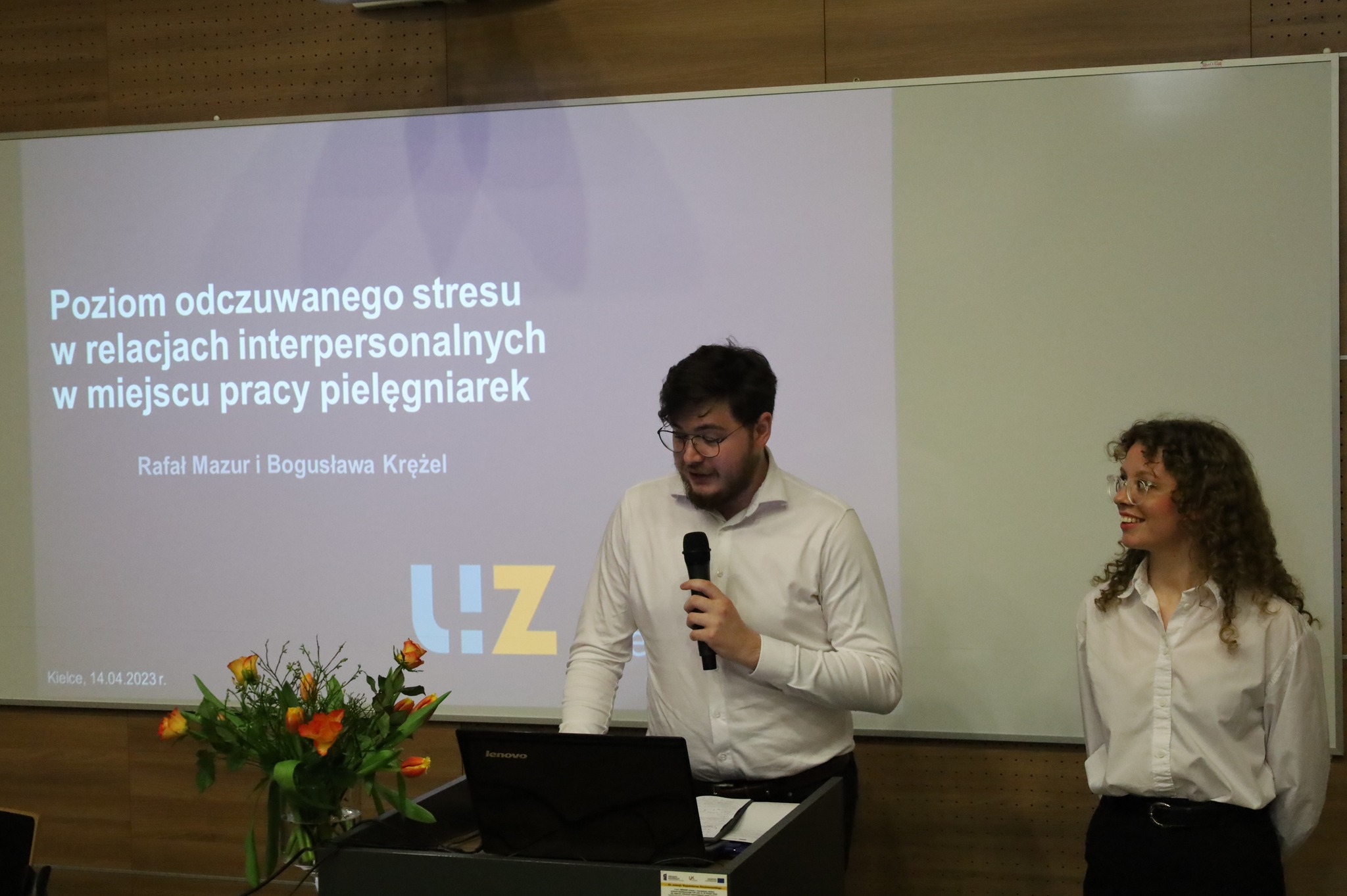 Prezentacja studentów na auli